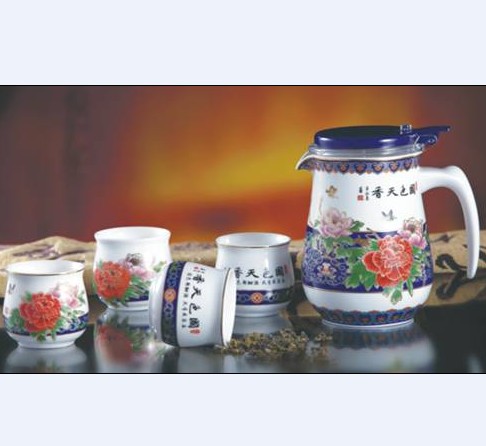 ��ɫ�����������b