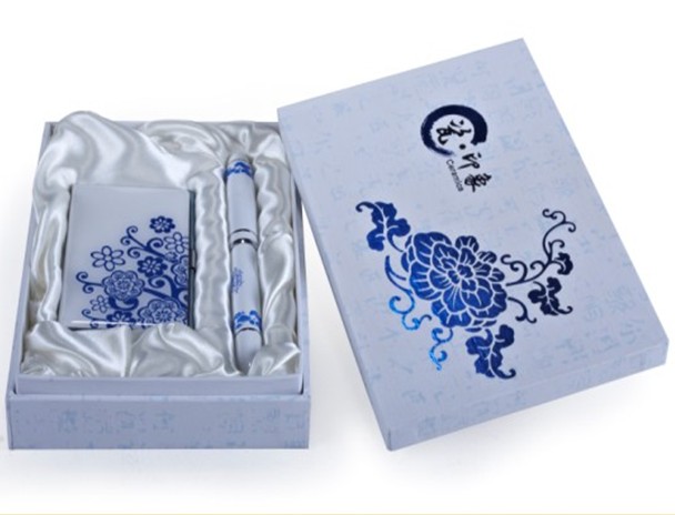 ���໨�r��Ʒ����܊�P+��Ƭ��