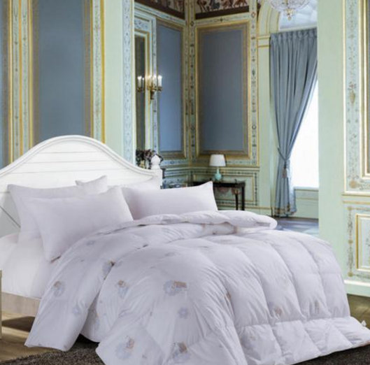 ��˹�{����q��